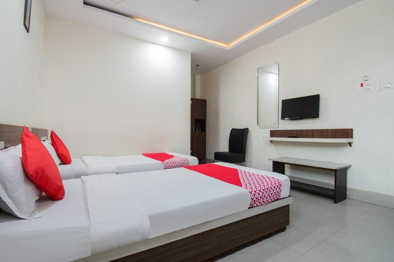 Oyo 44287 Hotel Aarav Plaza Muzaffarpur Extérieur photo
