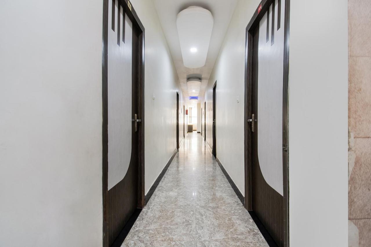 Oyo 44287 Hotel Aarav Plaza Muzaffarpur Extérieur photo